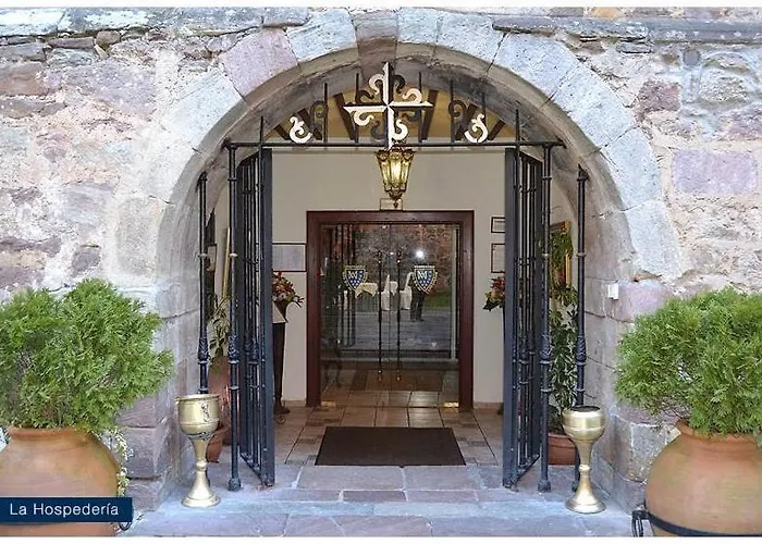 Hospederia Nuestra Sra De Caldas מלון Las Caldas De Besaya